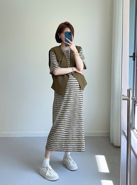 孕妇装春夏新款设计感条纹中长款T恤连衣裙西装马甲两件套
