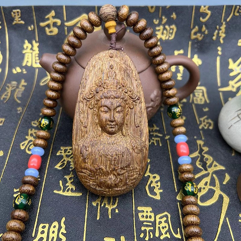沉香木雕火焰观音菩萨高档脖挂吊坠搭配实木圆珠项链汽车挂件
