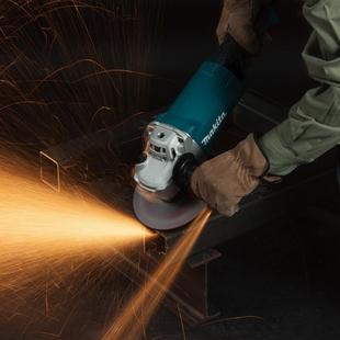 牧田牧田大功率角磨机2600W切割机角向磨光机抛光电动工具GA7060