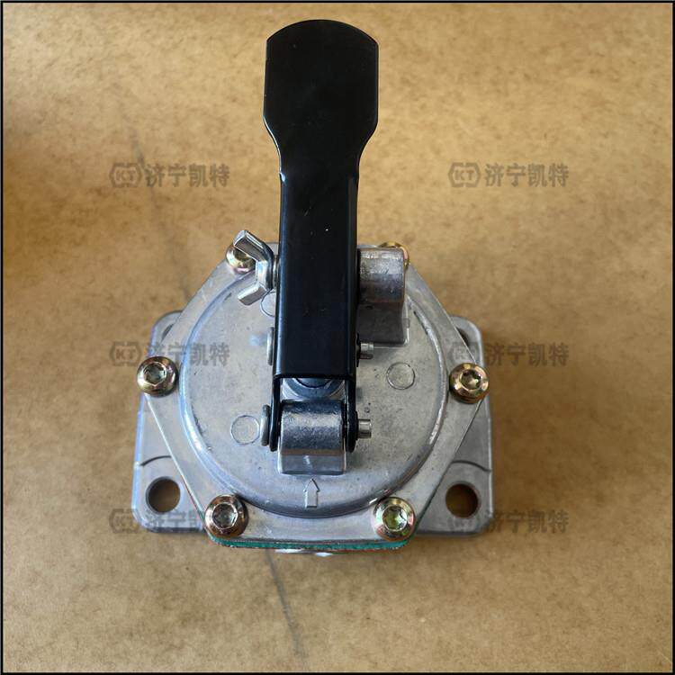 PC400/430/450/460挖掘机 手油泵 6251-71-8210 挖机发动机配件