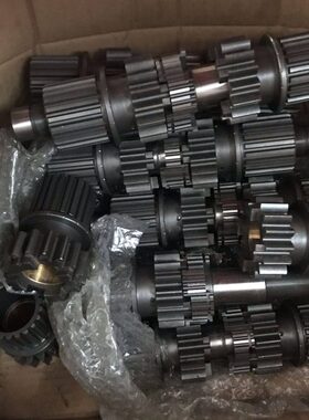 原厂收割机转雷沃总成配件RG包邮向40齿轮配件变速箱RG50