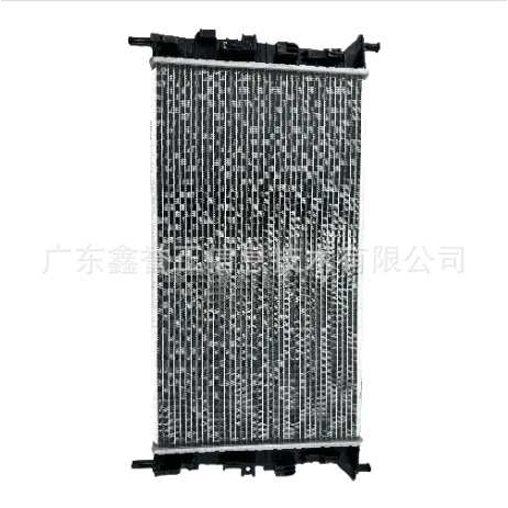 适用于福特福克斯05-11 水箱总成  3M5H-8005RK