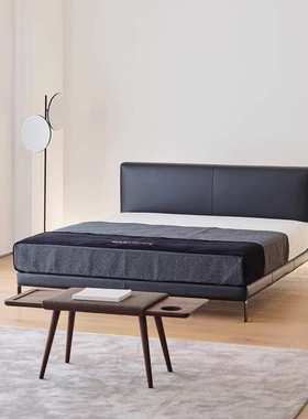 coconordic|Vem现代简洁齐边小户型定制黑色真皮床北欧日式双人床