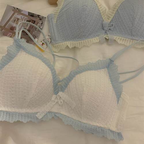 内衣女小b胸聚拢显大无钢圈防下垂夏季甜美蕾丝少女白色文胸罩套
