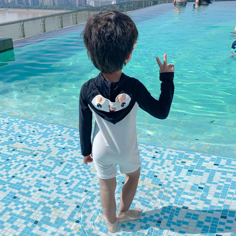 男中童泳衣夏季新款男孩宝宝洋气儿童连帽网红时尚连体卡通游泳装