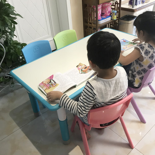 幼儿园板式桌加厚可调节升降学生课桌椅新款M儿童升降长方木纹桌