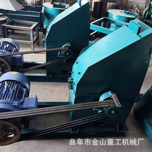 多功能固体颗粒粉碎机玉米秸秆打粉机动力电玉米芯颗粒粉碎机