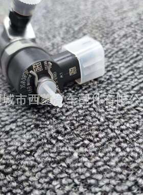 10000000623喷油器潍柴锐动力喷油嘴WP2.3喷油器0445110891喷油器