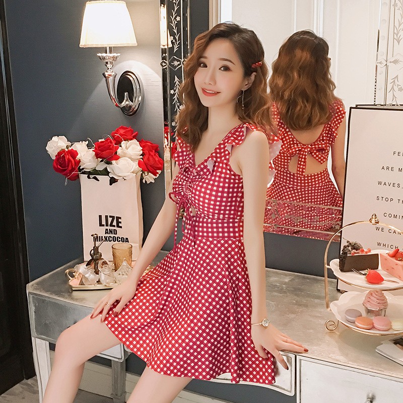 2020韩国泳衣女遮肚显瘦裙式平角小胸小清新聚拢连体潮流格子泳装