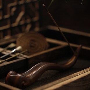 中式禅意摆件家用室内薰香熏线香插托点香器陶瓷祥云檀香炉塔香座