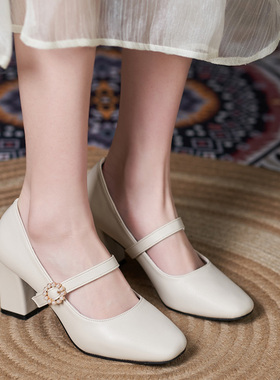 玛丽珍粗跟高跟鞋法式白色p软皮小码单鞋女313233妈妈鞋大尺码41