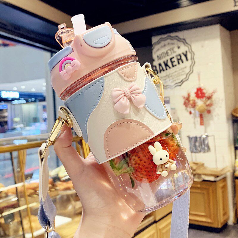 ins风可爱少女水杯高颜值女生2021新款设计感小众水壶学生塑料杯