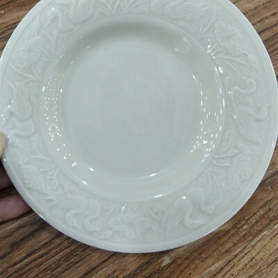 高档定瓷餐具高温釉原矿白瓷莲塘浮鸭中式小餐盘家用商用