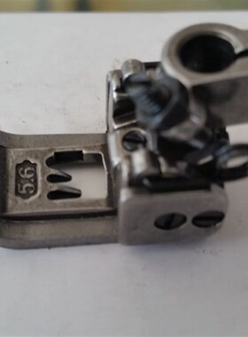 银箭F007小方头 绷缝机5.6MM 压脚 P2446A导向压脚 活动带刀导向