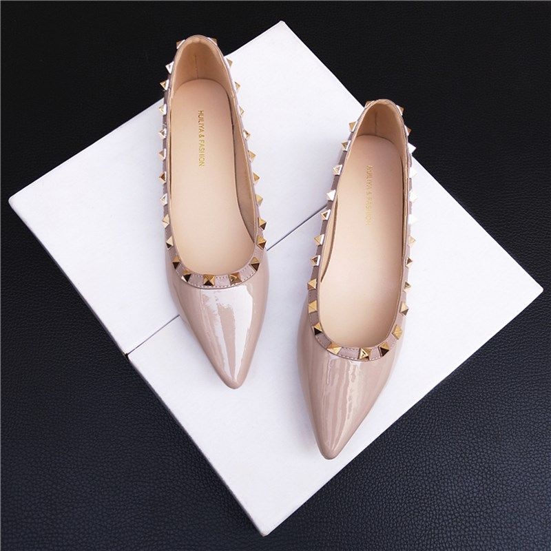 法式平底鞋2024夏季新款铆钉尖头单鞋女浅口漆皮气质软底温柔瓢鞋,女鞋,浅口单鞋,淘宝优惠券,粉丝福利购,淘宝优惠卷