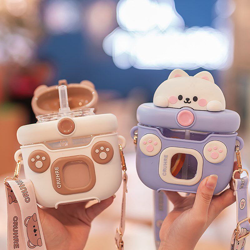 儿童水杯可爱相机吸管杯小学生上学专用杯子女P生夏季高颜值塑料