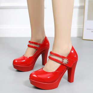 漆皮圆头浅口10CM红色婚鞋粗跟防水台模特走台走秀V鞋魔术贴演出