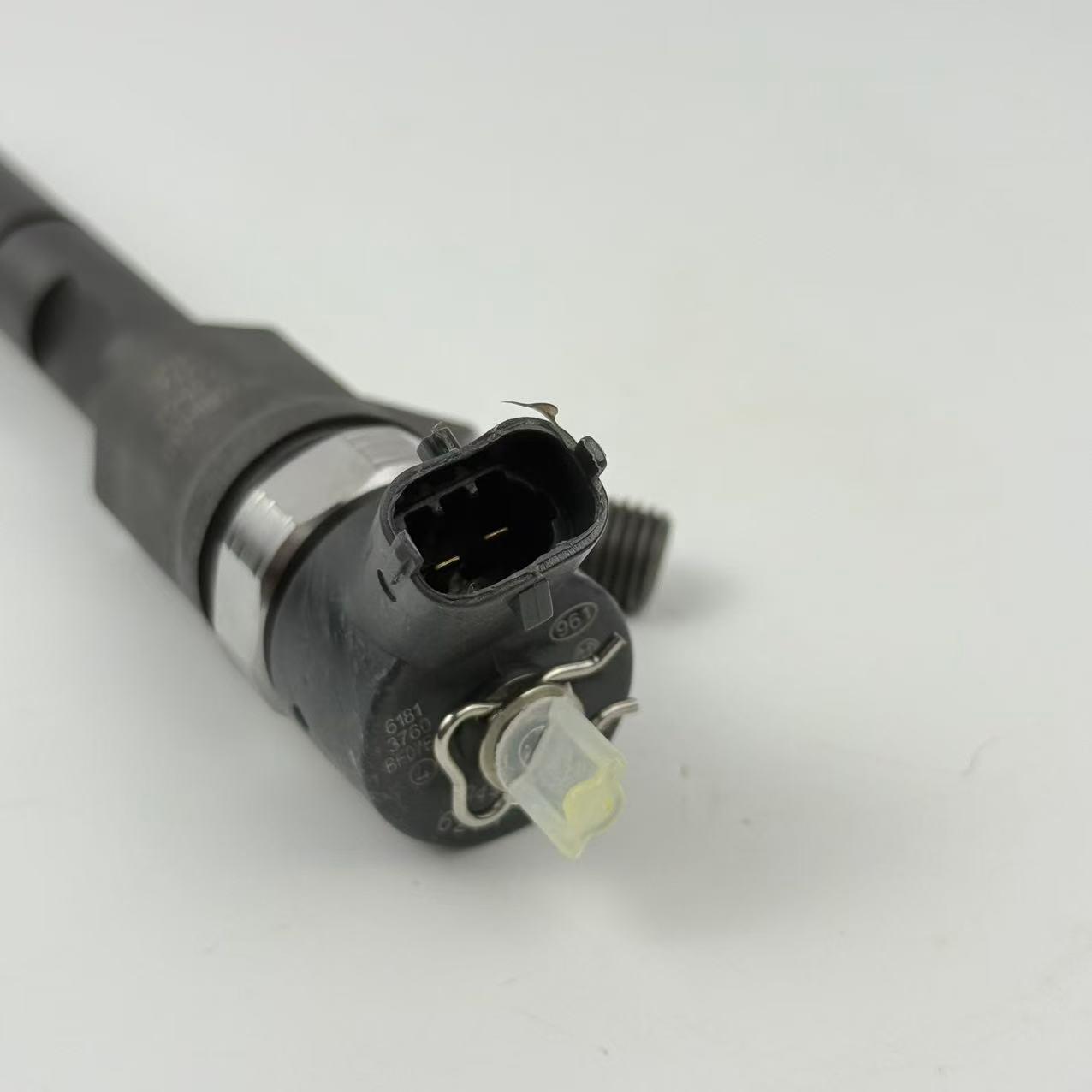 0445110307喷油嘴适用小松PC60/120-8 4D95挖掘机 康明斯发动机