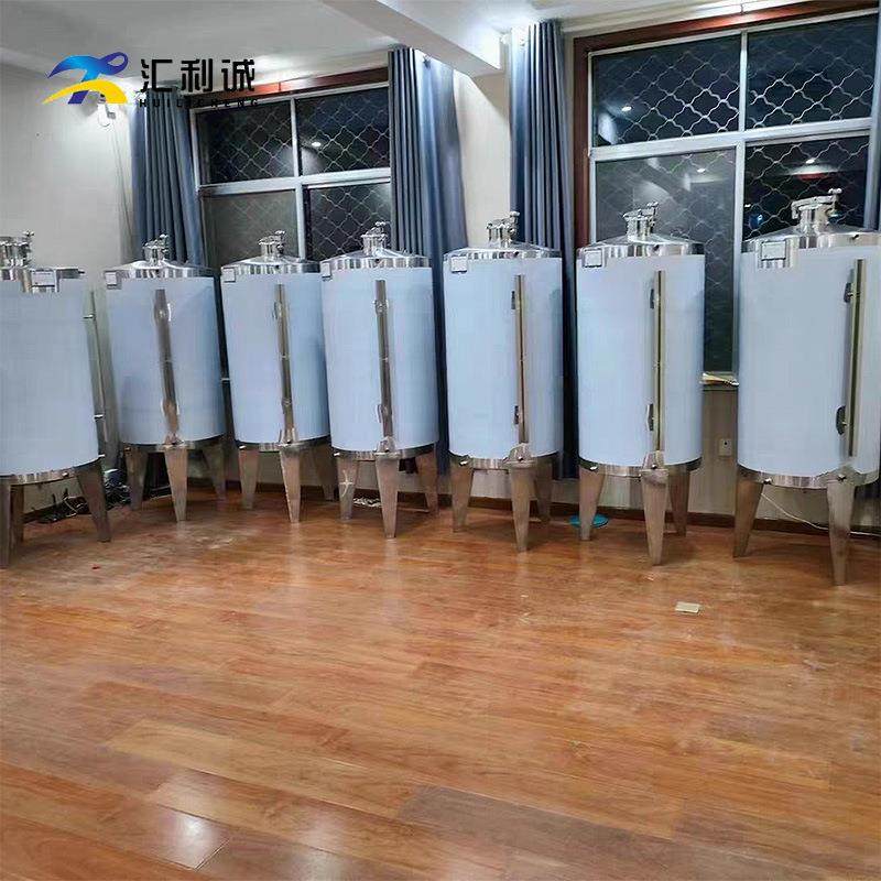 立式液体酿酒食品级304不锈钢储酒罐储液罐异形密封物流暂存罐