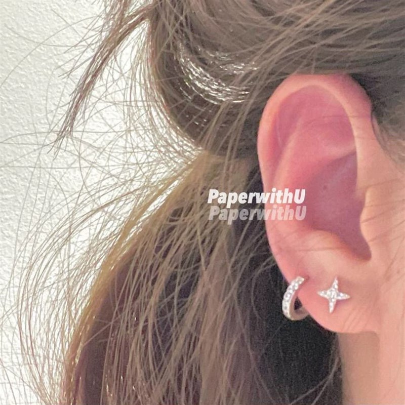 纯净净~四角小星星耳钉 简约经典小可V爱耳钉养耳洞