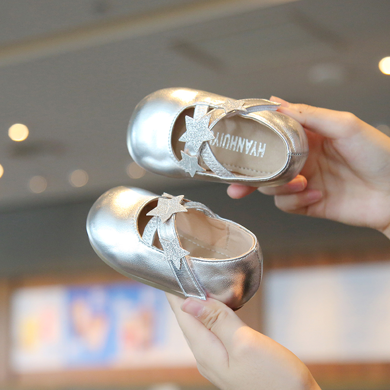 春秋季新款女宝宝鞋子0一1-2周岁小童公主鞋防滑软底婴儿学步皮鞋