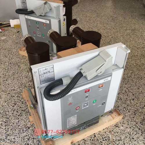 VS1 ZN63-12/630A户内高压真空断路器手车式断路器高压开关
