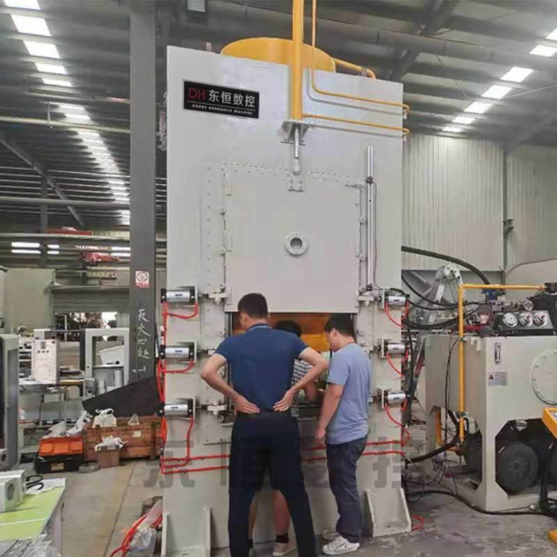 石墨烯液压机导热膜平压机1000吨多层散热贴导热片层压压力机