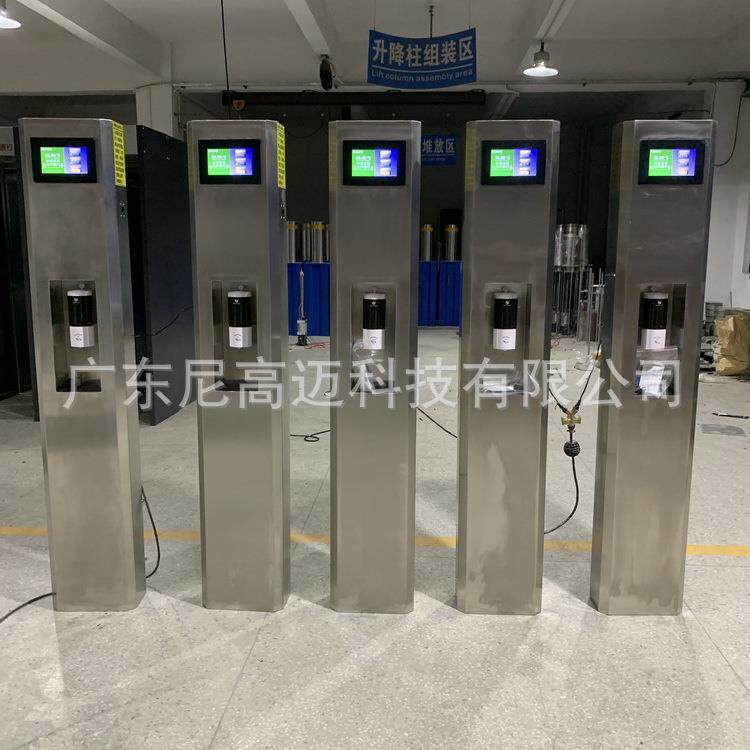 厂家直供测温立柱体温监测消杀机子自动消毒机配七寸显示屏报语音