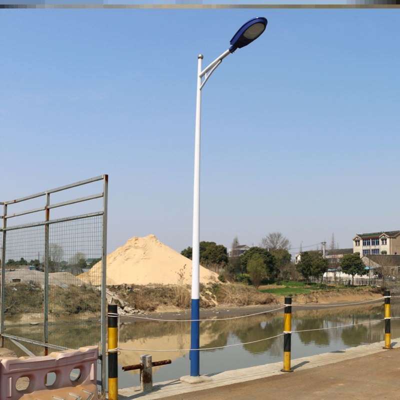 厂家路灯杆d100W超亮5米6米220VLED高杆防水户外道路新农村灯头小