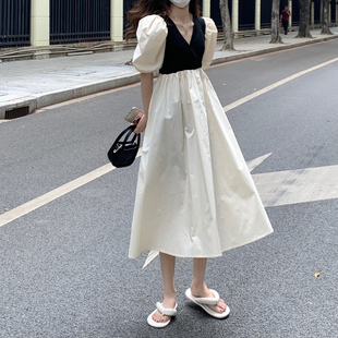 连衣裙超仙女长裙子 小众气质设计感假两件v领撞色泡泡袖 大码 法式