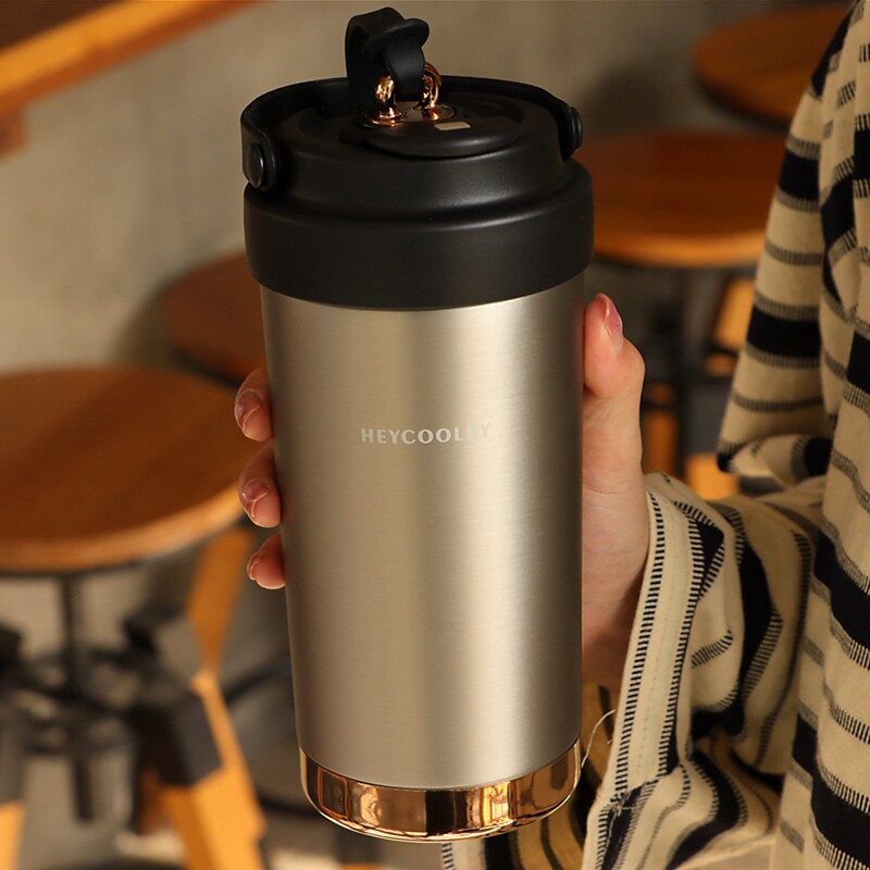 陶瓷内胆保温杯女生2024新款男士高颜值吸管水杯情侣便携咖啡杯子