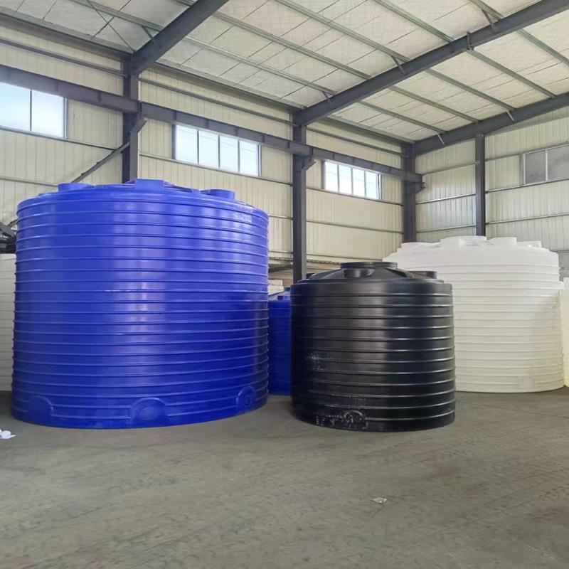 工地5000L大型储水罐10吨耐酸碱水泥搅拌罐耐酸碱减水剂塑料水塔
