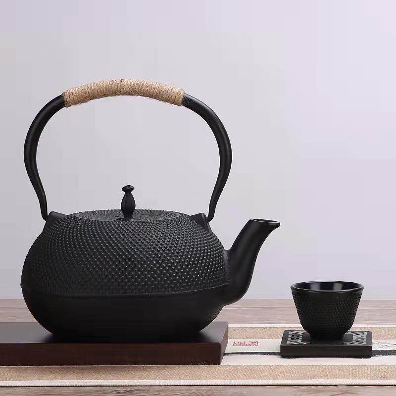 现货纯手工铁壶日式大号烧水壶家用养生铸铁功夫泡茶壶颗粒1.8L