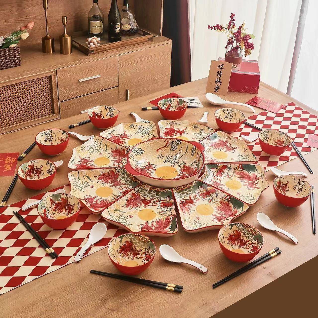 【包邮】过年夜饭家用拼盘餐具组合新款圆桌盘子菜盘中式陶瓷团圆