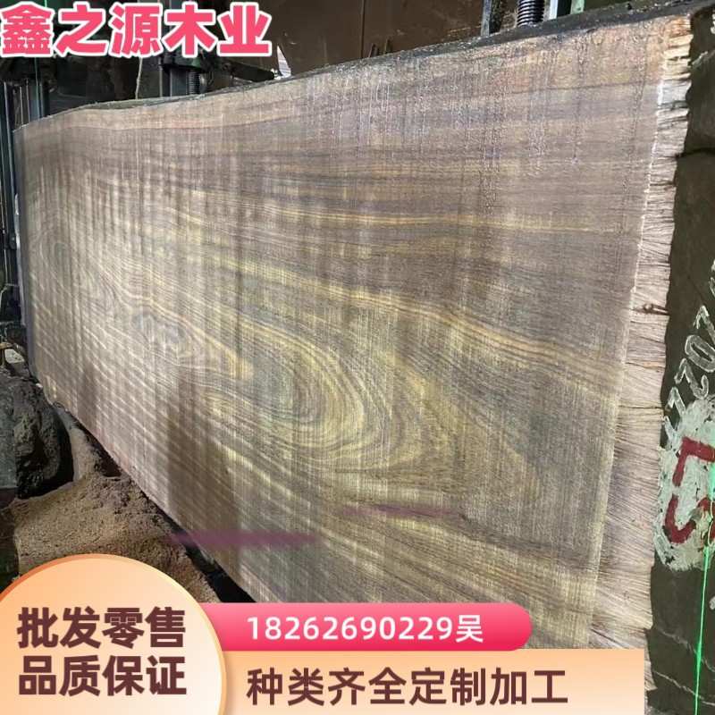 塔立 非洲菠萝格 大径红铁塔里原木 非菠户外工程防腐木 黑塔立图片