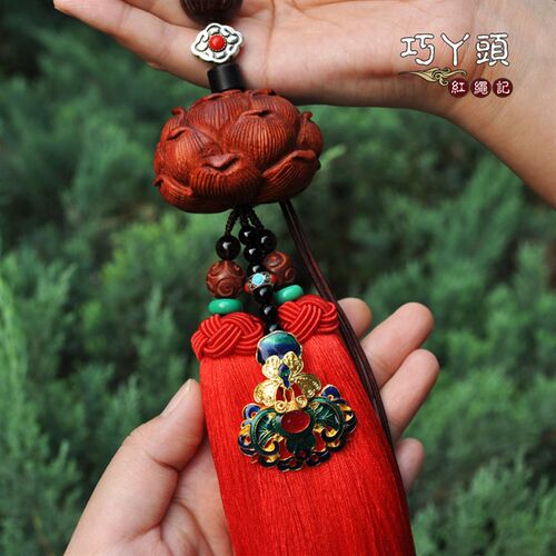 新款汽车后视镜挂件红檀木雕w莲花手工制作流苏车挂本命年新车礼
