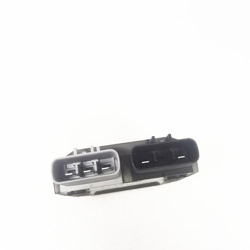 适用凯越321RR 凯越500 KE500整流器 稳压器电瓶充电器硅整流器