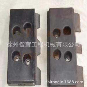 鼎盛摊铺机履带板 新筑7500 9500摊铺机行走胶块 履带板腹胶 配件