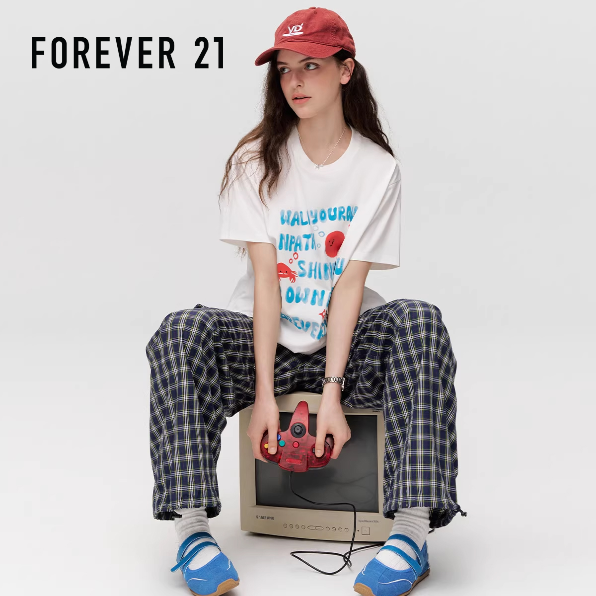 圆领百搭休闲短袖女T恤