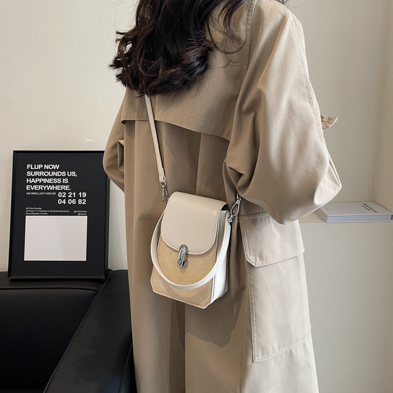 手机包女斜挎2025新款女式夏季轻便迷你小包高级感百搭手提单肩包