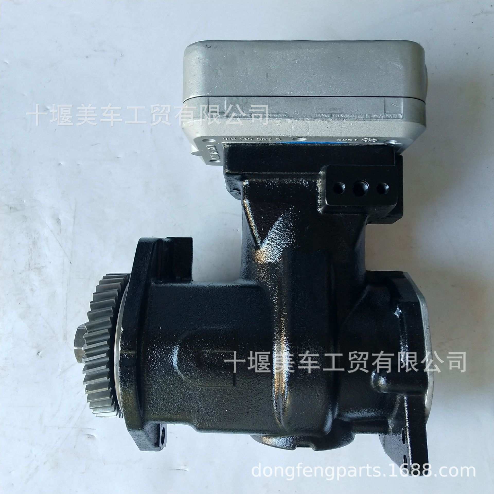 东风康明斯发动机/空压机4936216/5286675/5301090图片