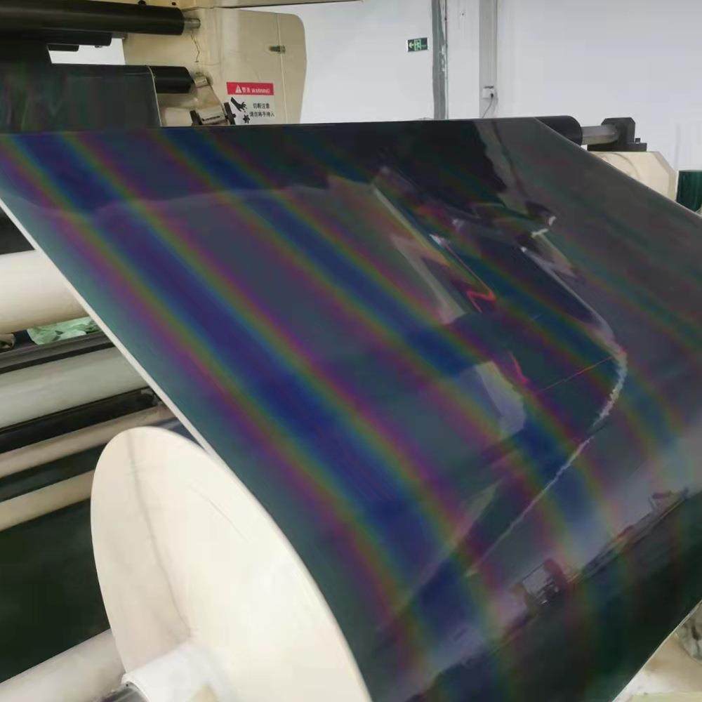 PU七彩反光刻字膜多色段彩反光烫印膜带回粘htv黑色炫彩热转印膜