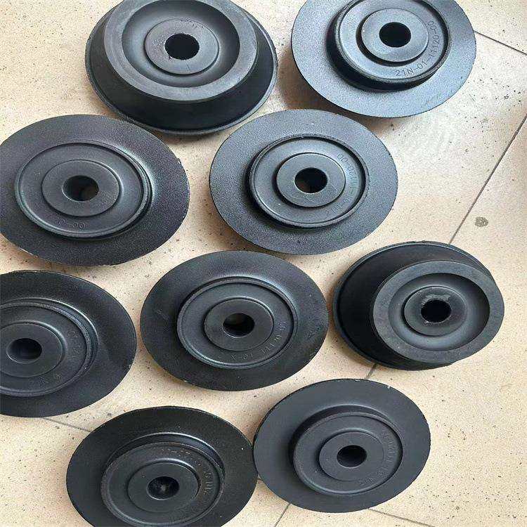 PC600挖掘机发动机缓冲垫21N0111120