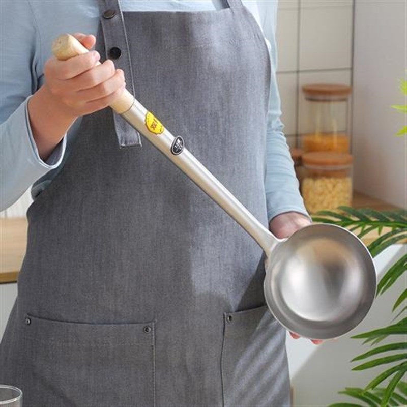 特厚厨师专用不锈钢炒勺长柄炒菜勺大汤勺饭大炒勺木柄手勺商用
