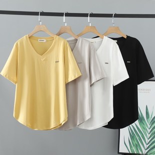 大码 V领别致立体装 女装 短袖 饰胸章T恤韩系上衣女 新款 2025胖mm夏装