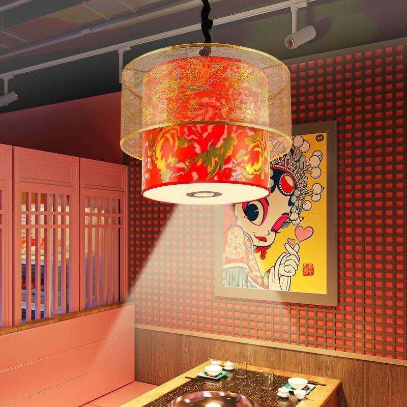 中式铁锅炖餐厅灯笼东北风装饰大厅餐桌卡座灯具饺子面馆商铺特色
