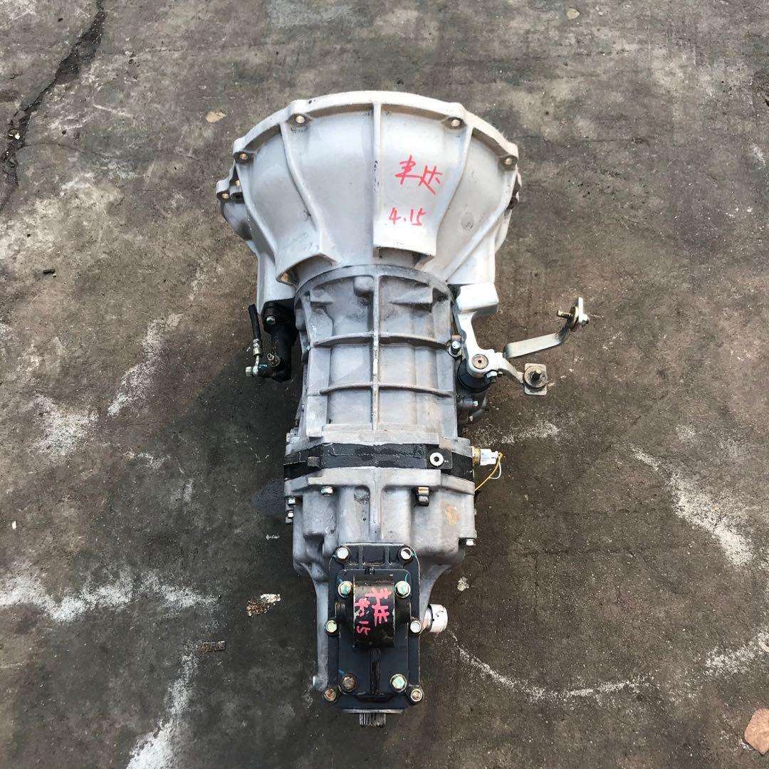 适用江苏九龙大马汽车海格凯歌大海狮4RB2沃尔福4D28变速箱总成