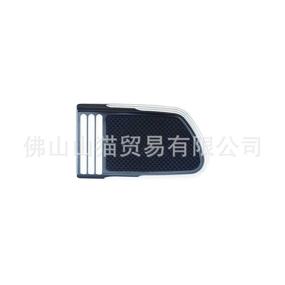 哈雷改装继承者软尾司令肥仔突破者 改装刹车踏板路王滑翔CNC踏板