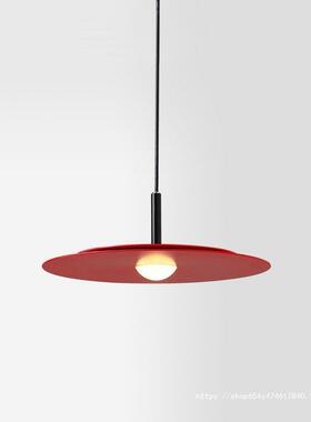 北欧现代设计师意大利简约餐厅红色吧台LED卧室床头飞碟吊灯跨境