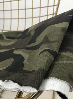 全棉纯棉斜纹纱卡迷彩军绿夹克外套面料 印花迷彩工装风衣布料